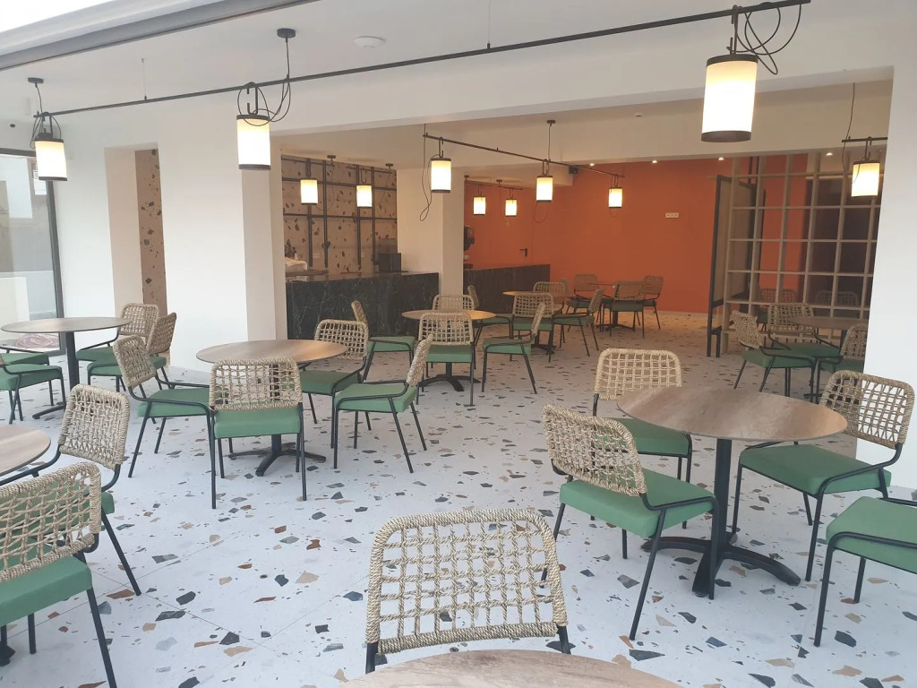Mazoren Art Hotel