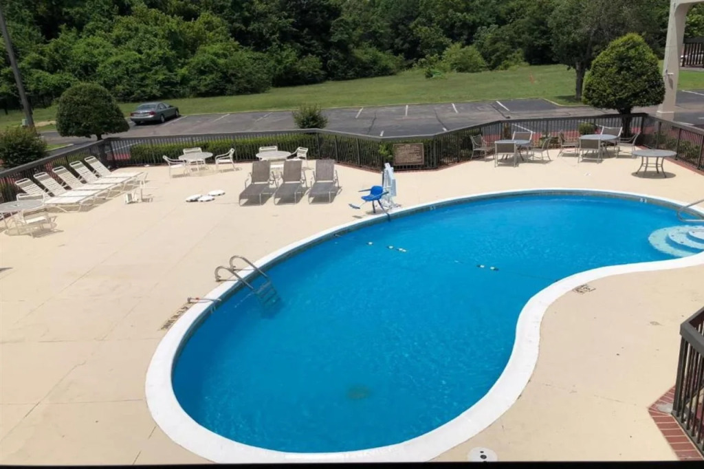 Motel 6-Memphis, TN - East