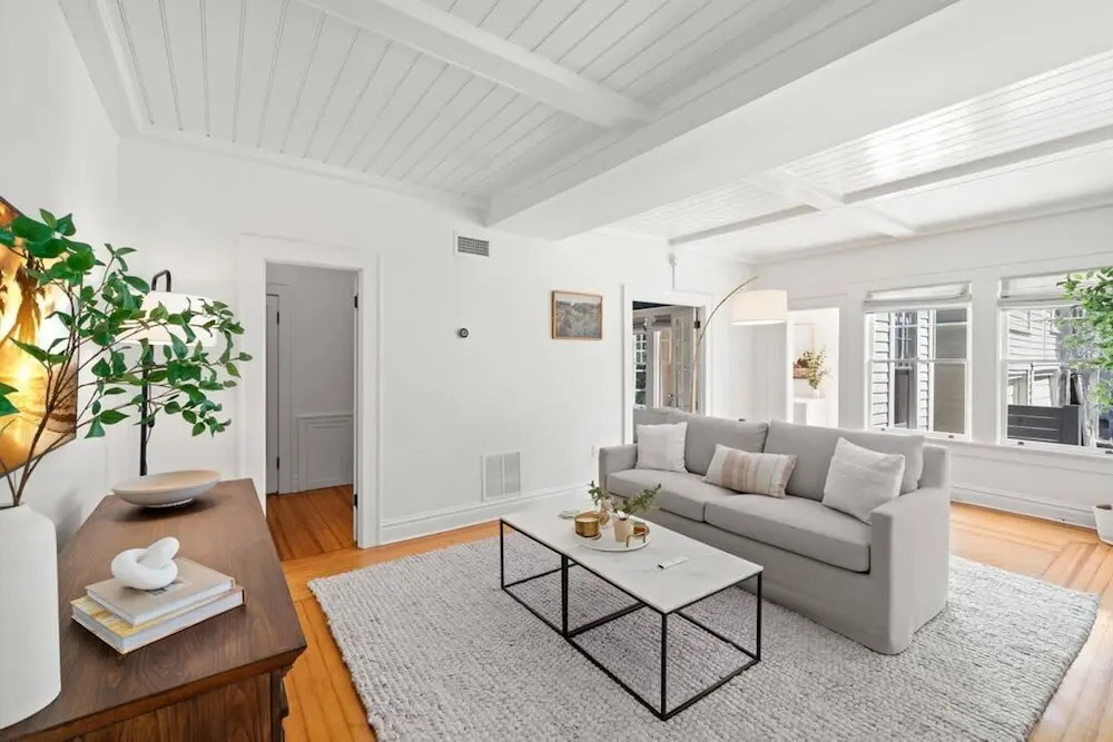 The Adaline 2 Beautiful Hyde Park 1BR Suite