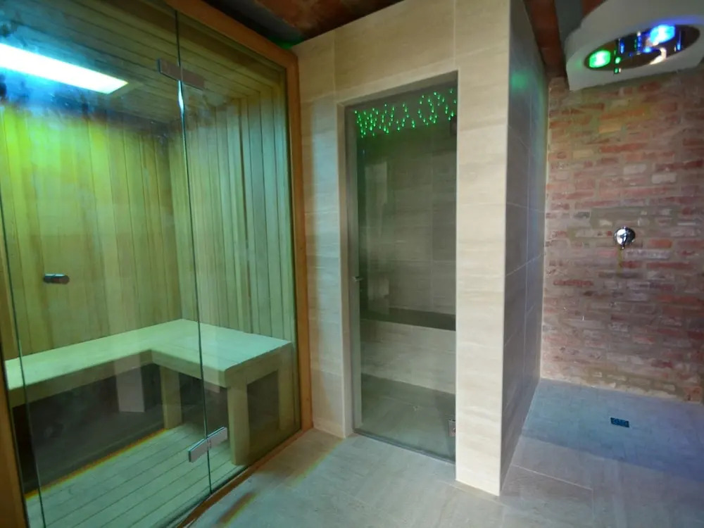 Nice Farmhouse in Montecatini Terme with Sauna & Hot Tub