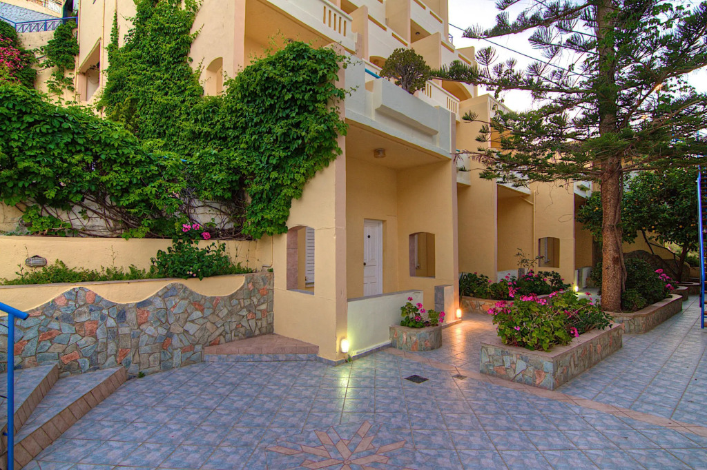 Aparthotel Athina