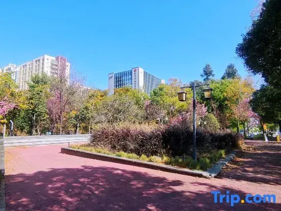 Huayu Yujian Homestay (Guangfu Road)