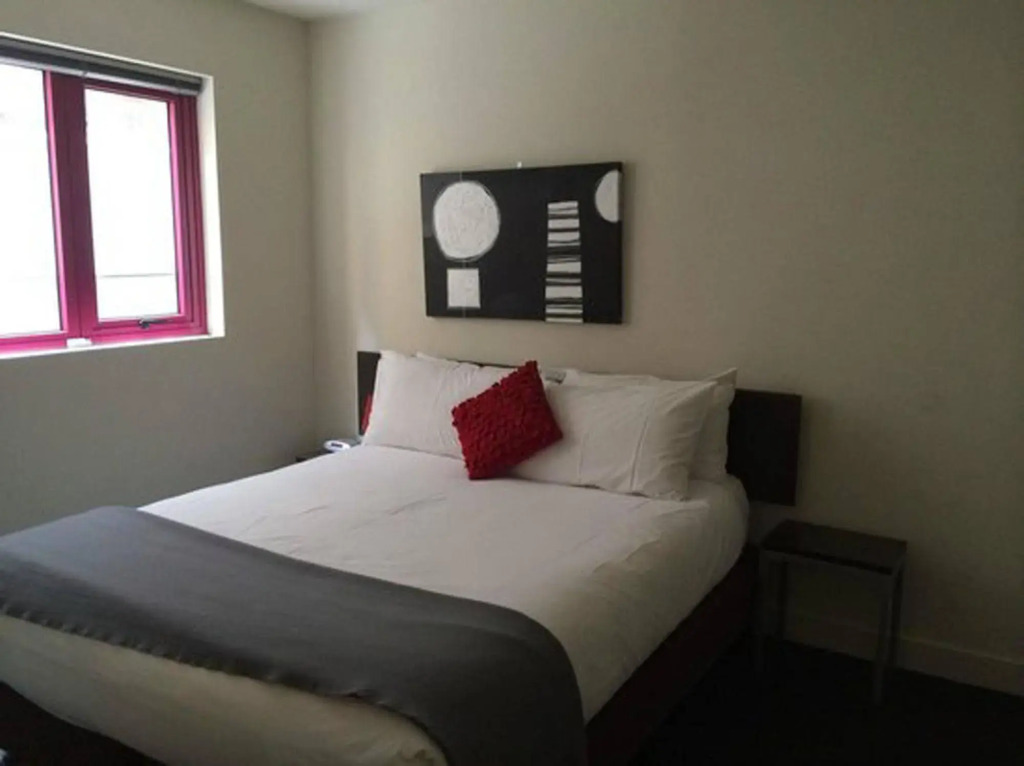 Plum Carlton Serviced Apartments