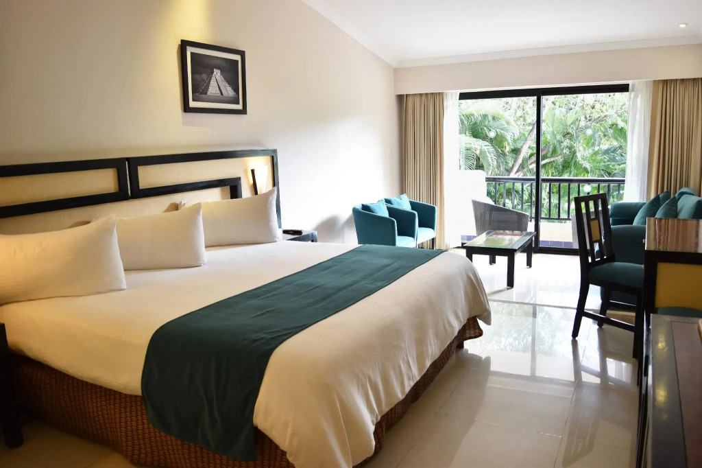 Отель Sandos Playacar All Inclusive