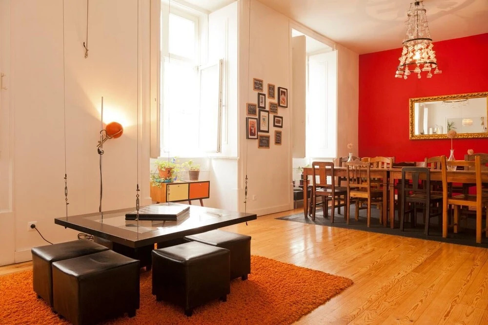Living Lounge Hostel
