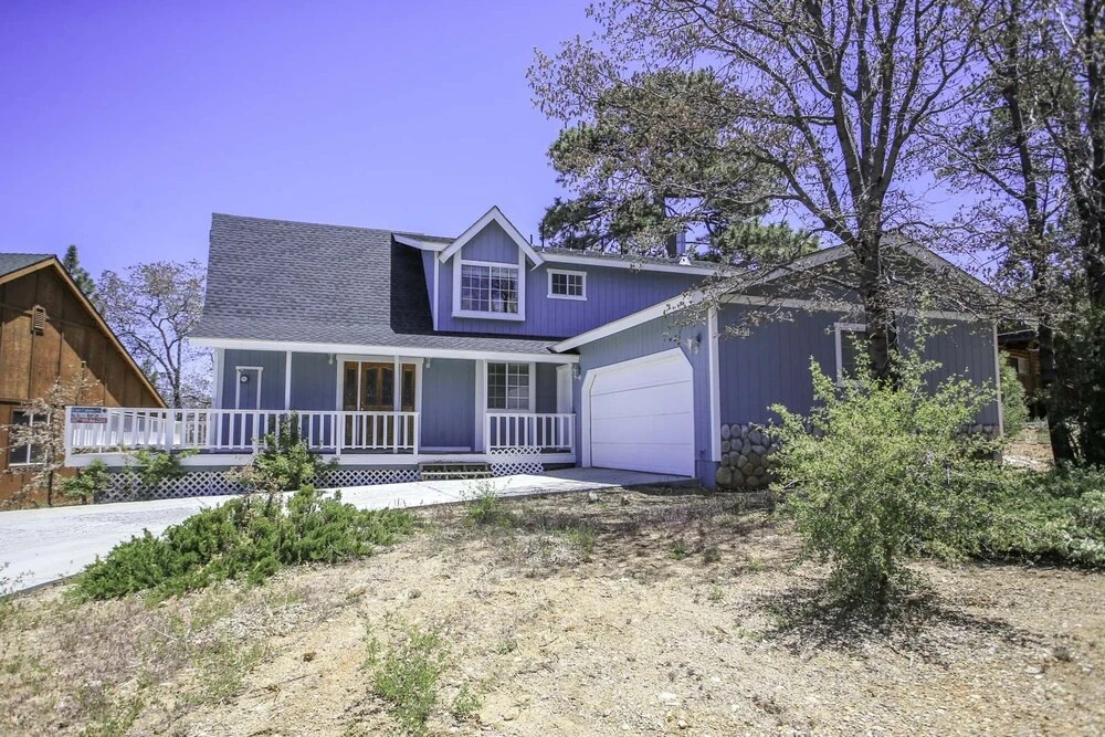Crescenta Heights by Big Bear Cool Cabins