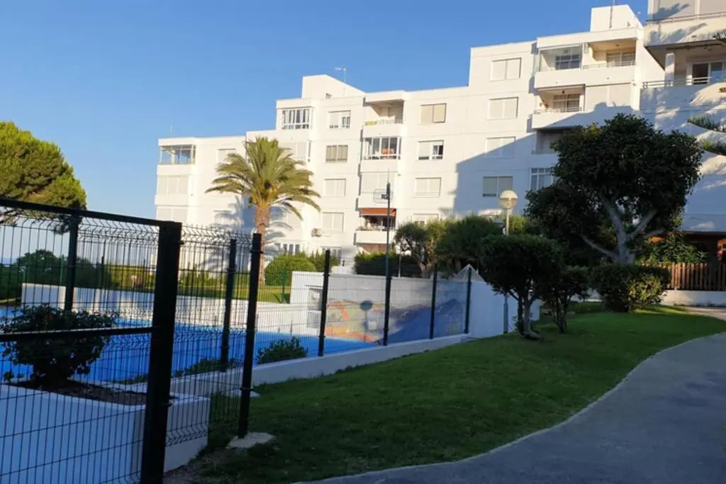 Sea view holiday apartment near Alicante