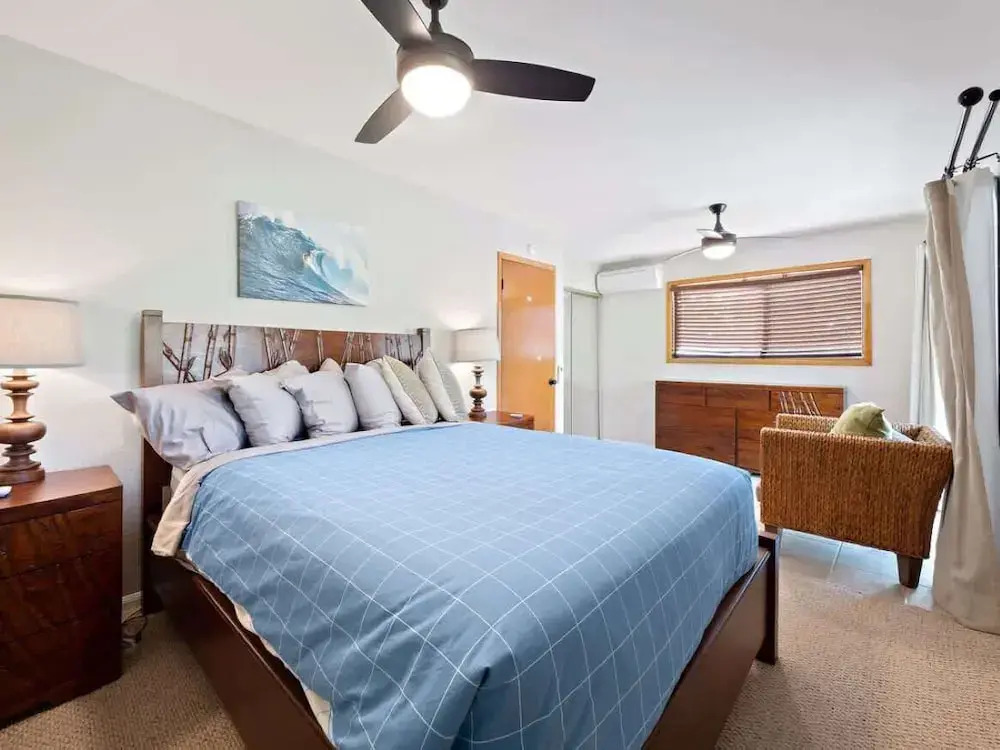 Heeia Bay Paradise Spacious 3 BDR Steps to Beach