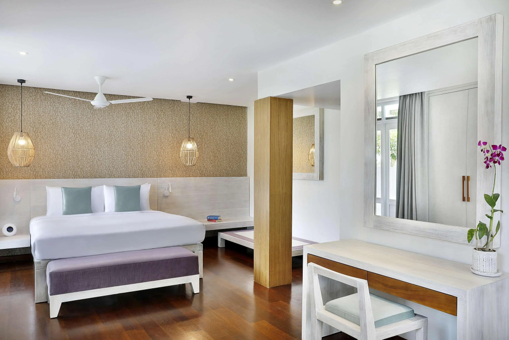 Курортный отель Avani Kalutara Resort