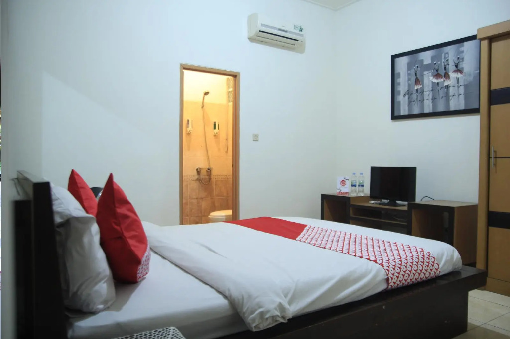 Oyo 497 De Tropis Family Guest House