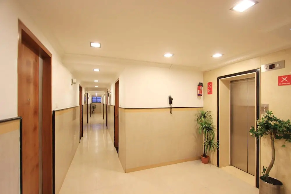 Treebo Suraksha Inn