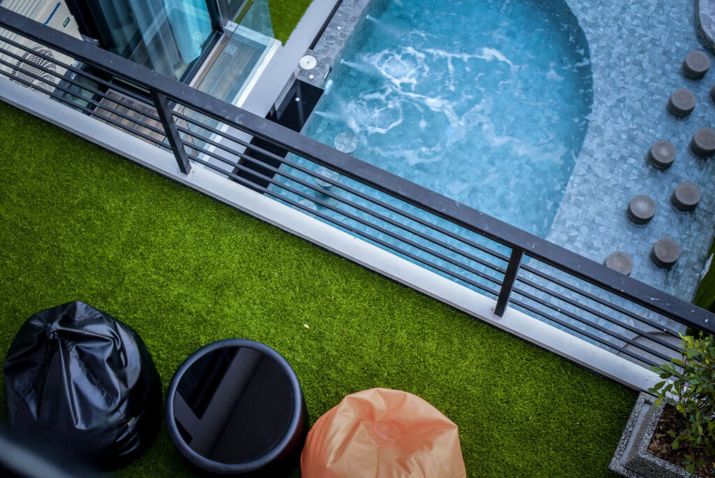 OneLoft Hotel