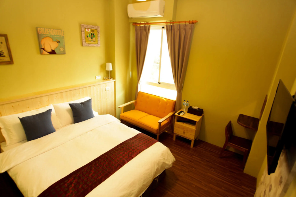 輕旅小站 Soft Travel Hostel