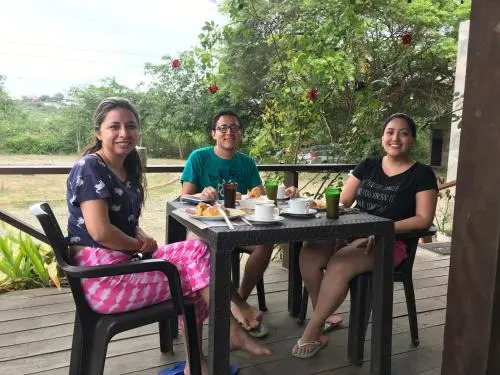 Tavarua Hotel