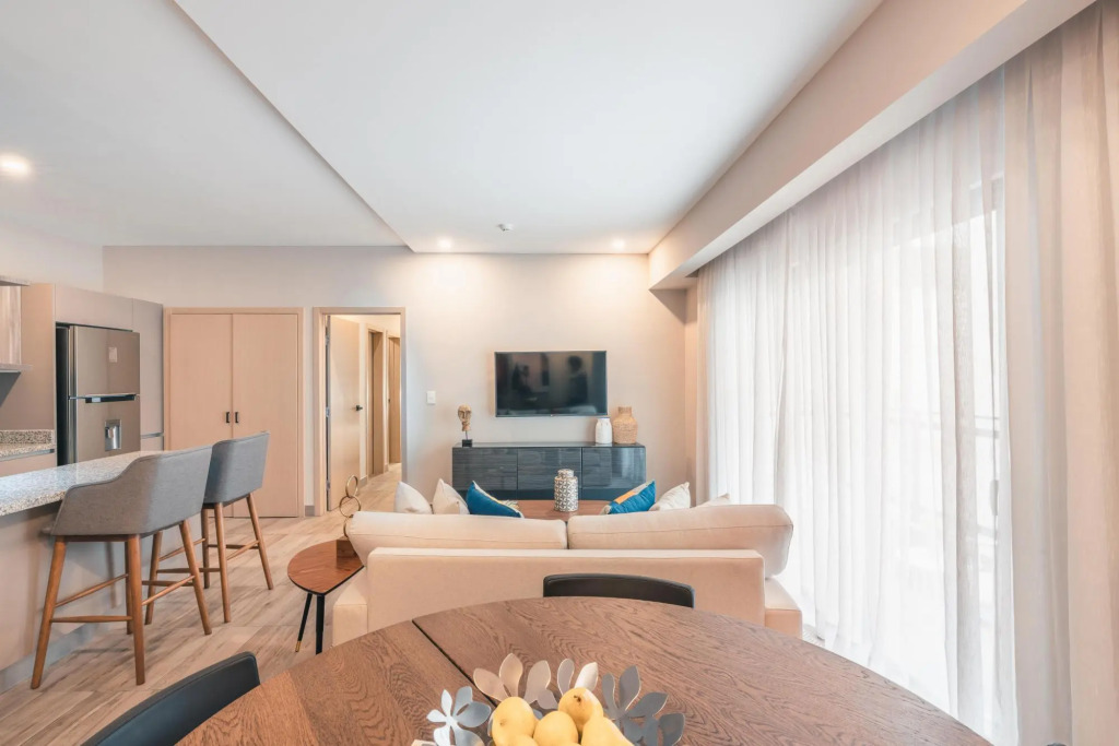 Regatta Living II With Breakfast Included - 405