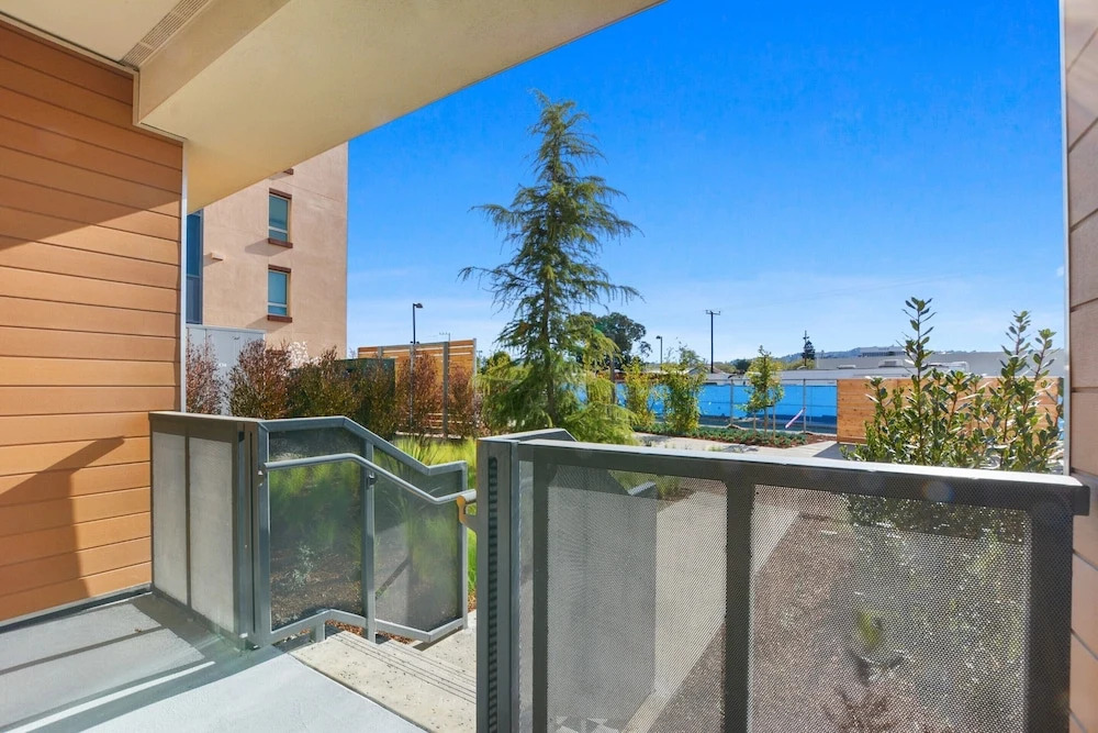 Global Luxury Suites San Mateo