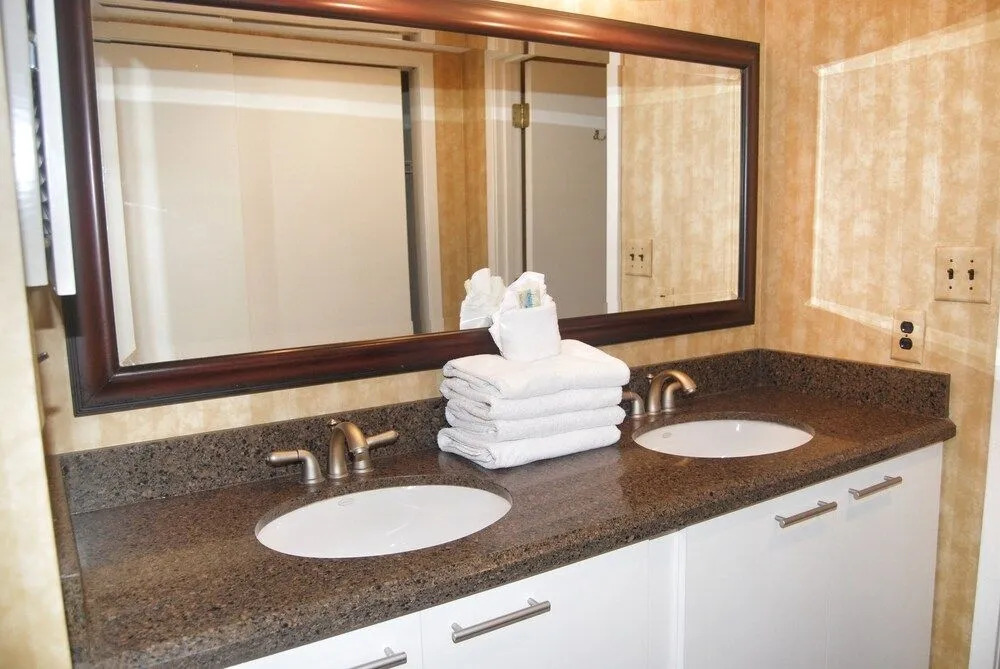 West Hyde Park 14B 2 Bedrooms 2 Bathrooms Villa