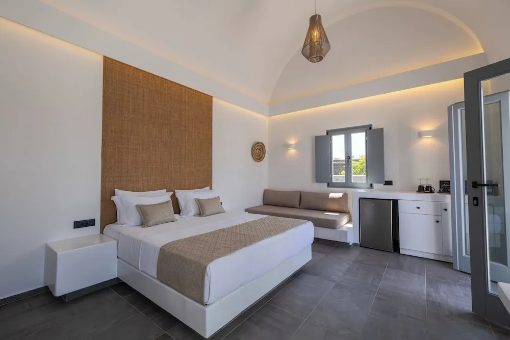 Bonsai Luxury Suites