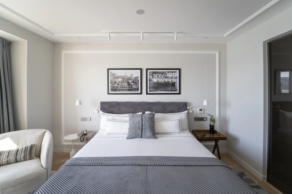 Lasala Plaza Hotel
