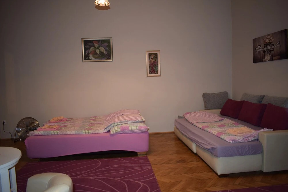 Orient Deluxe Apartments