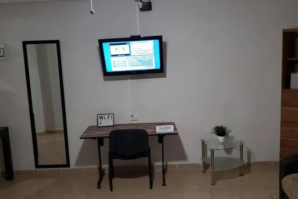 Departamento Comodo centrico Tv Ac wifi cocina parking, letra C