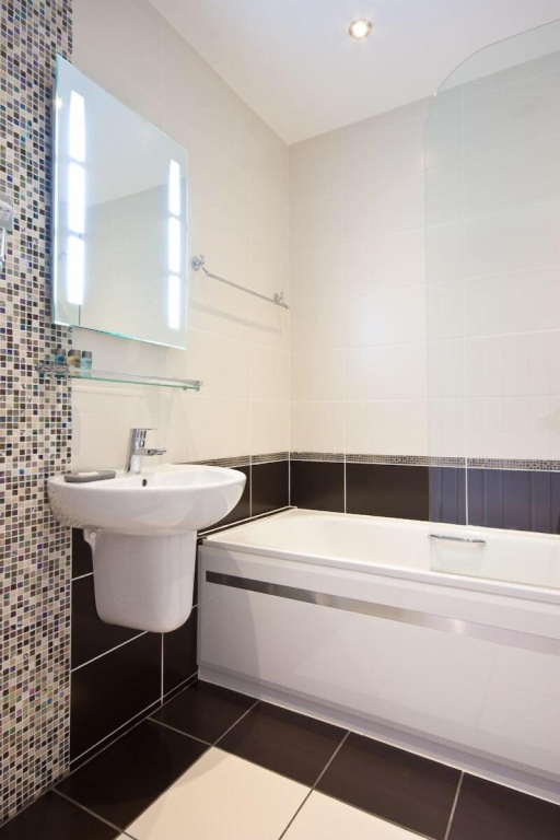 Bowness Bay Suites