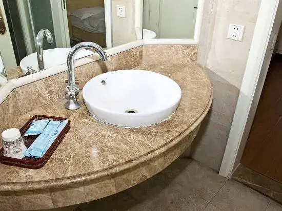 Shanghai Xiayi Chain Hotel