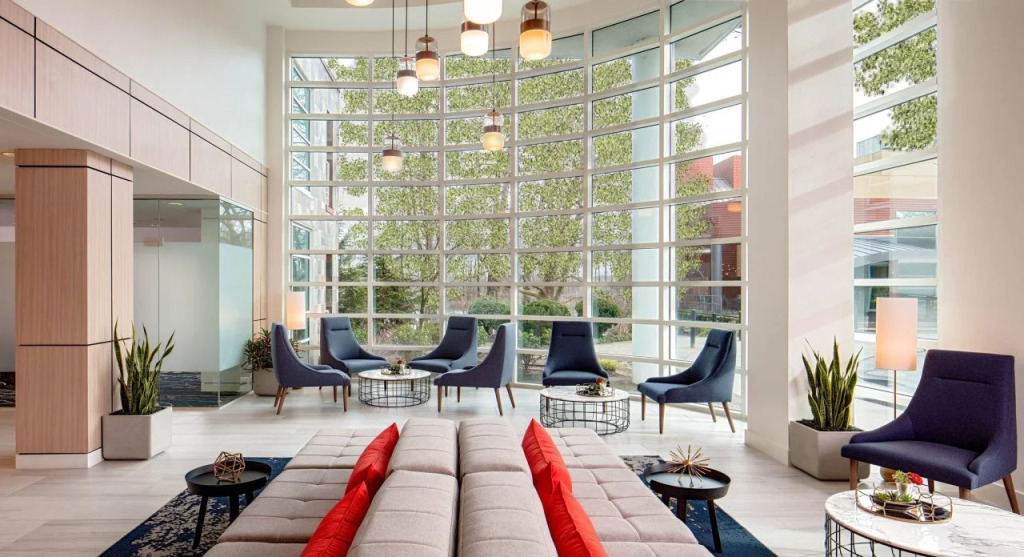 Rivers Edge Hotel Portland, Tapestry Collection by Hilton