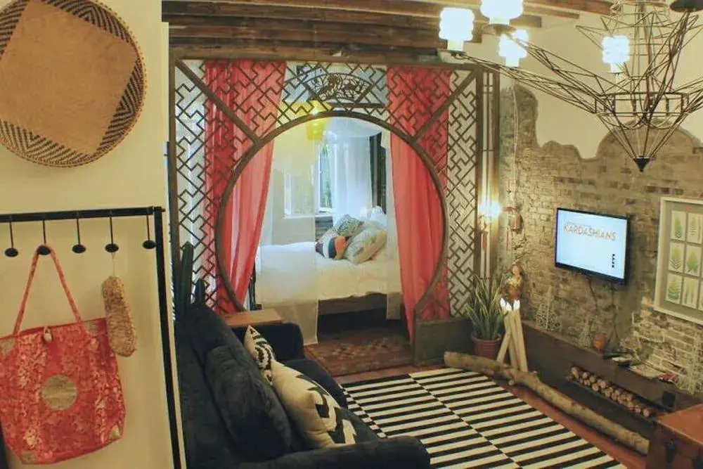 JY Distributed Theme Hotel Apartment