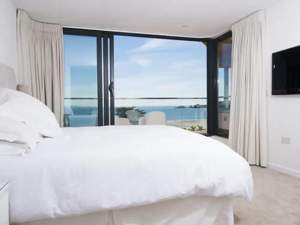 Luxury Property With Magnificent Panoramic Views of the sea
