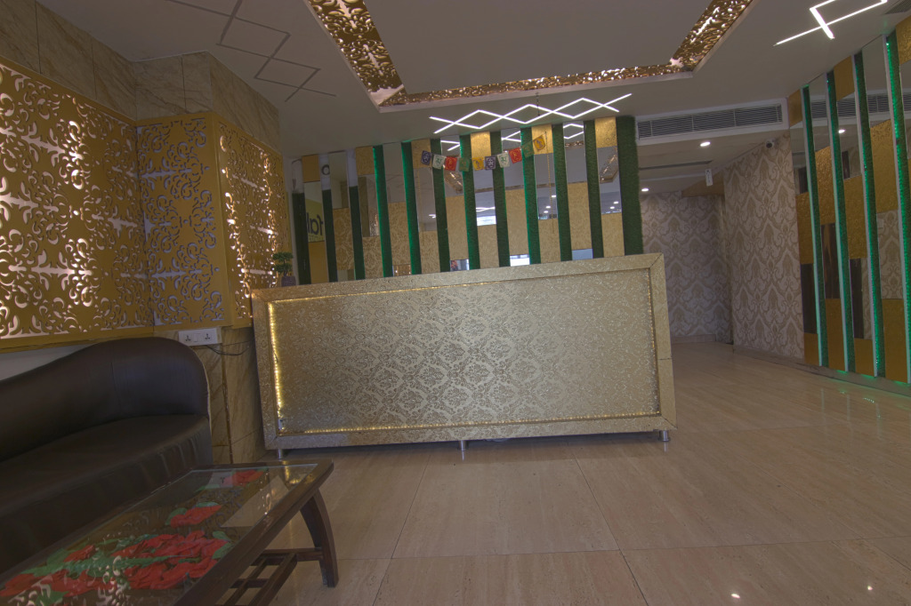 FabHotel Sallow Grand