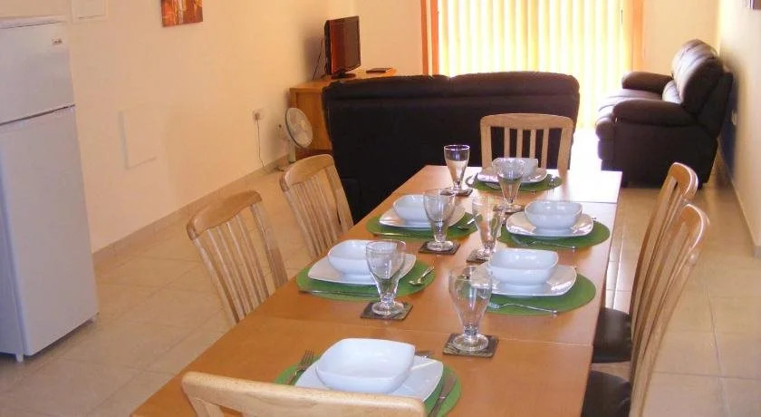 Nissi Elena Deluxe Apartments