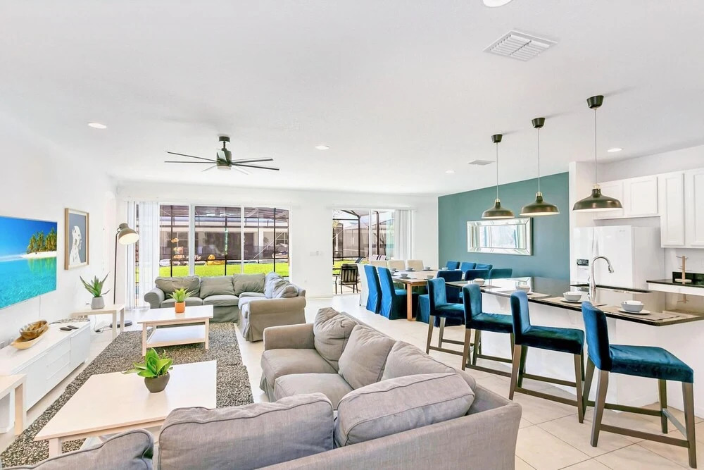 10br Luxury Home Near Disney w Pool Games Room