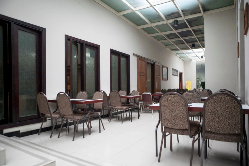 RedDoorz near Gedung Sate