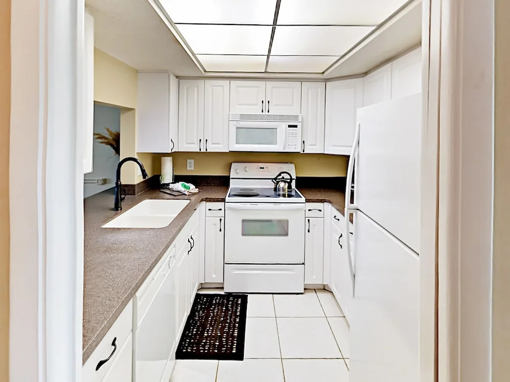 5960 Midnight Pass Road Condo Unit #311 2 Bedrooms 2 Bathrooms Condo