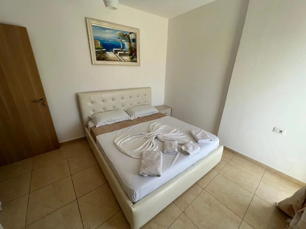 AR Apartments by Saranda Hotel