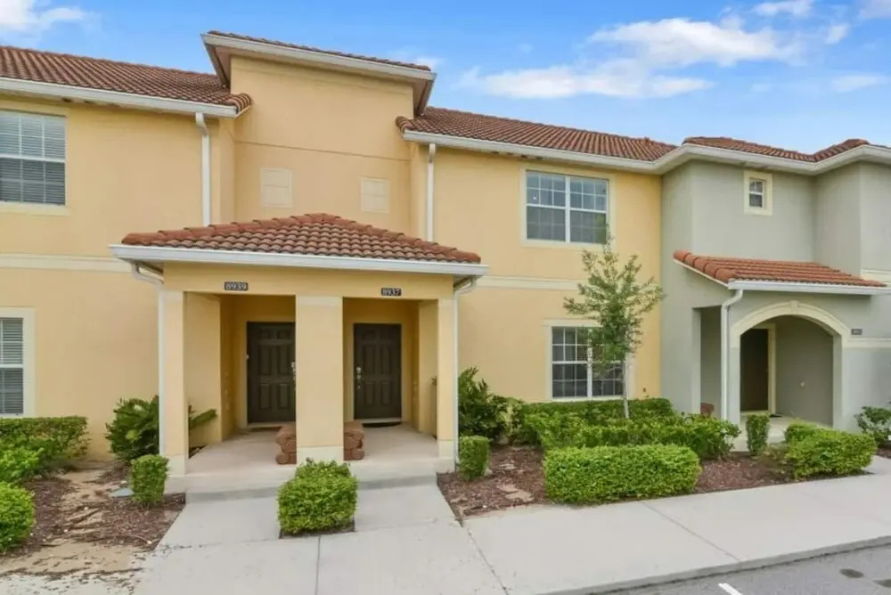 8937 Perfect for Your Vacation Close Disney
