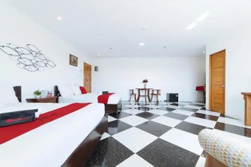 Mercedes Hotel