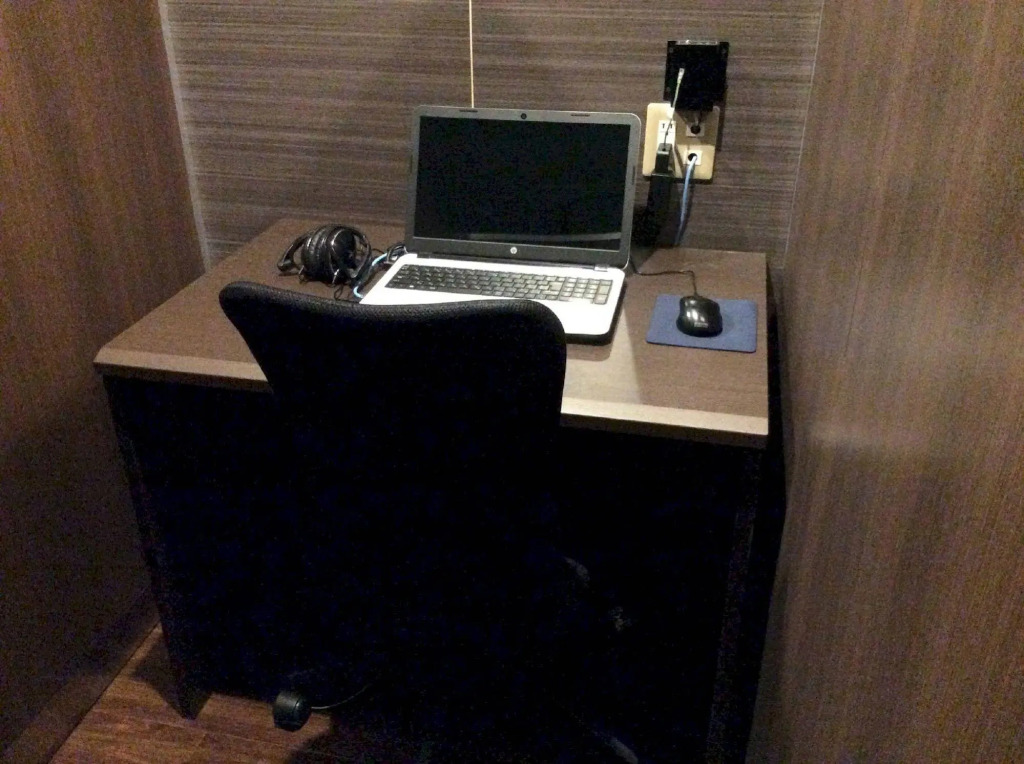 Sauna & Capsule Hotel Rumor Plaza