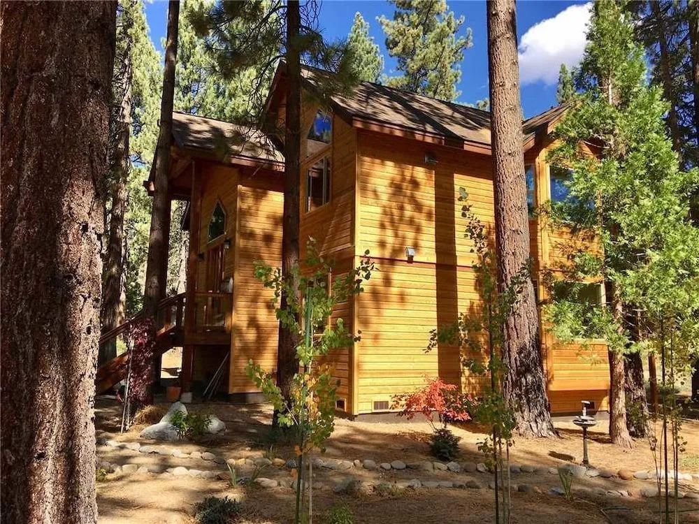 2380 Alice Lake - 3 Br Cabin