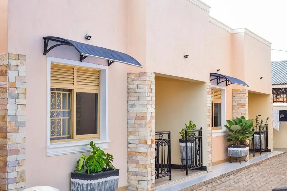Tranquil Tororo Retreat