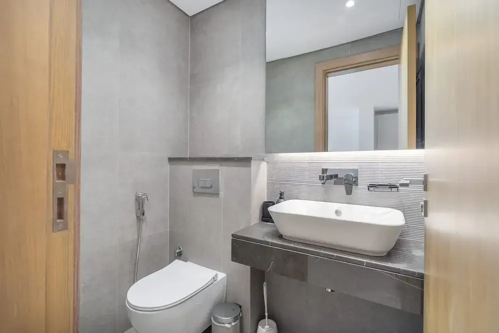 Lovely and Spacious 1 BR in Divine Residences