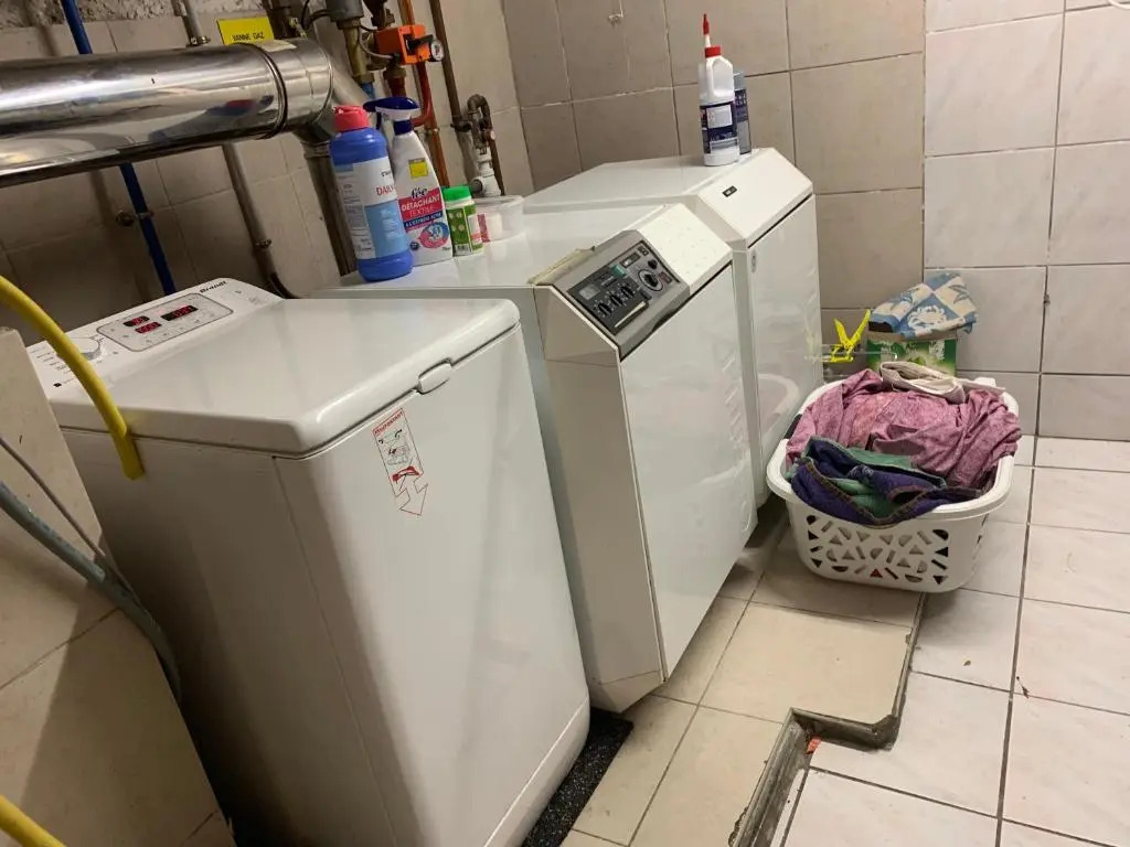 Chambre Gentiane 2 a 3 Personnes Wifi Sdb Partagee