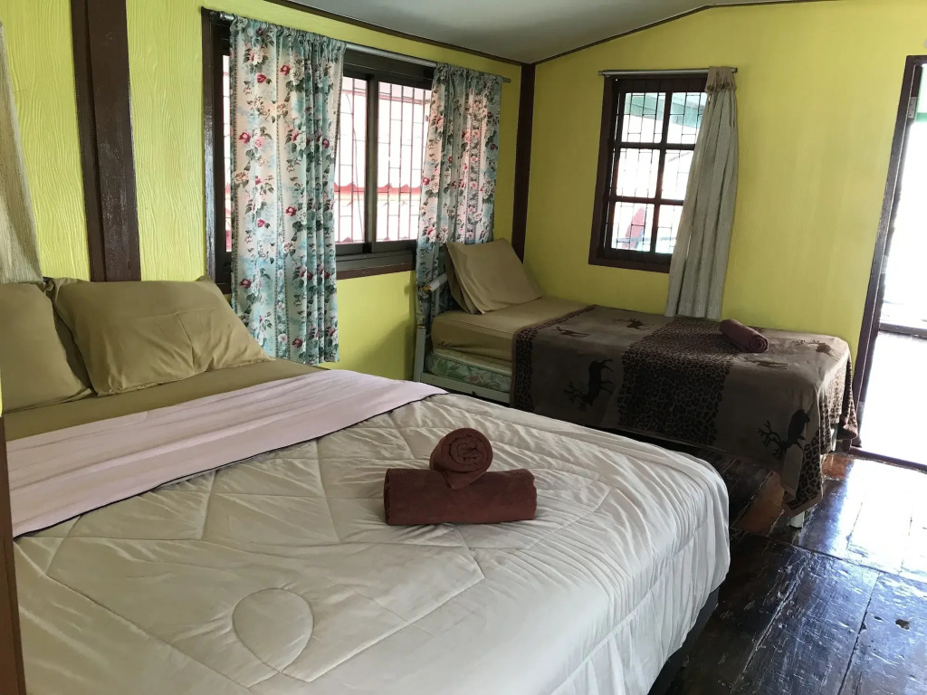 Rimtalay Resort Koh Si Chang
