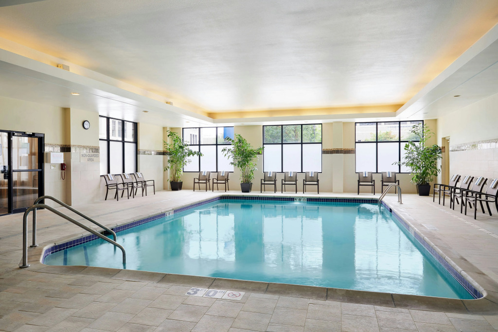 Courtyard by Marriott Milwaukee Downtown