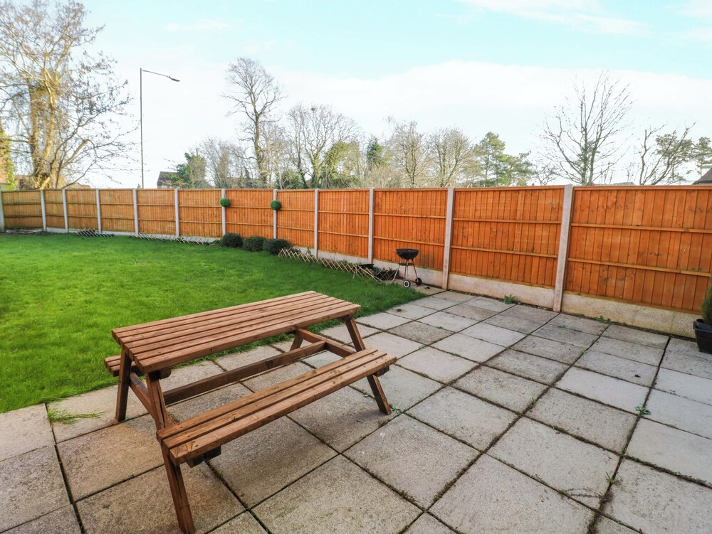7 Waverton Mews