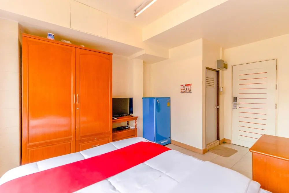 Sweethome Guest House by OYO Rooms