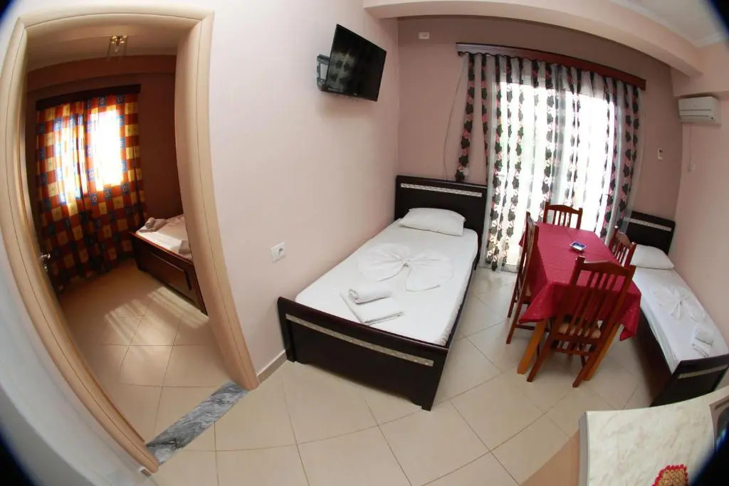 Hotel Vila Alvin & Apartments