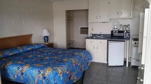 Sea Palms Motel