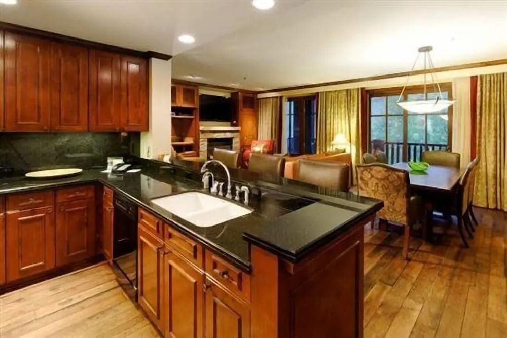 Aspen Ritz Carlton Premier 03